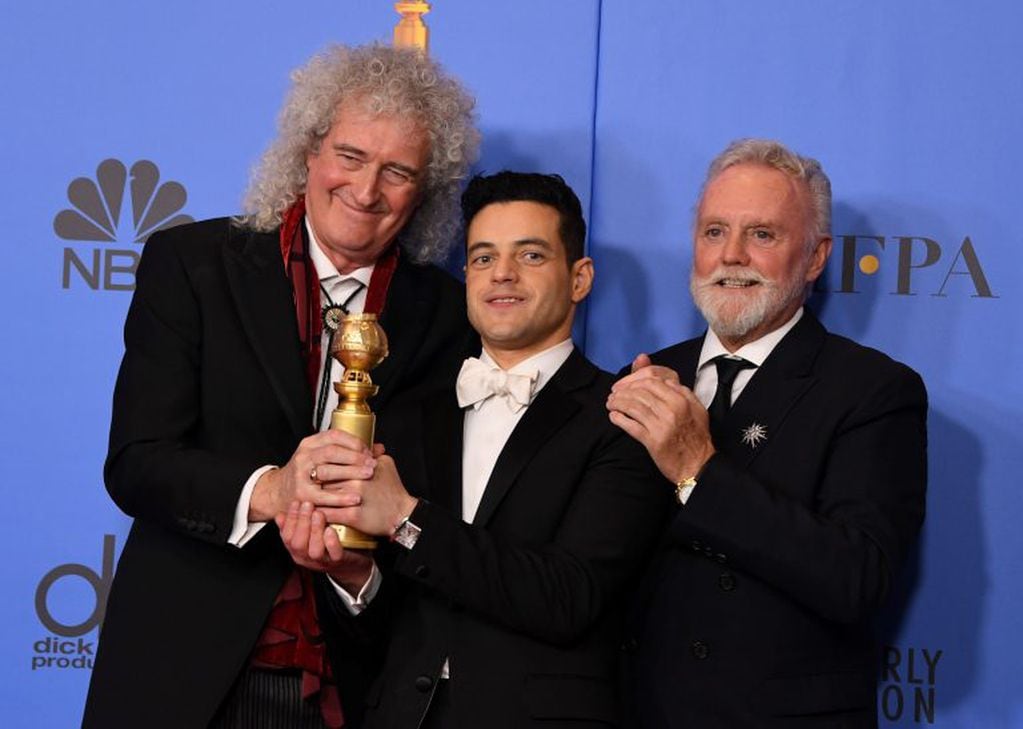 Beverly Hills (United States), 07/01/2019\u002E- A handout photo made available by the the Hollywood Foreign Press Association (HFPA) shows Rami Malek accepting the Golden Globe Award for Best Performance by an actor in a Motion Picture - Drama for his role in 'Bohemian Rhapsody' at the 76th Annual Golden Globe Awards ceremony at the Beverly Hilton Hotel, in Beverly Hills, California, USA, 06 January 2019\u002E (Estados Unidos) EFE/EPA/HFPA / HANDOUT ATTENTION EDITORS: IMAGE MAY ONLY BE USED UNALTERED +++ MANDATORY CREDIT ++ HANDOUT EDITORIAL USE ONLY/NO SALES