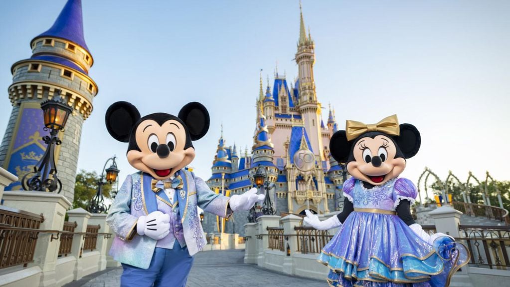 'Walt Disney World Resort' en Florida cuenta con cuatro parques temáticos, dos parques acuáticos y más de dos docenas de hoteles