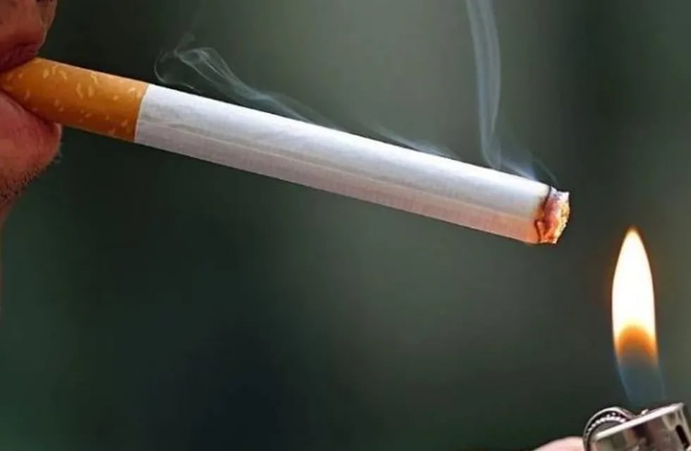Prohibición de fumar en plazas de Ciudad: aún no hay multas, aunque ya advierten que está prohibido. Foto: Archivo Los Andes (Imagen ilustrativa)