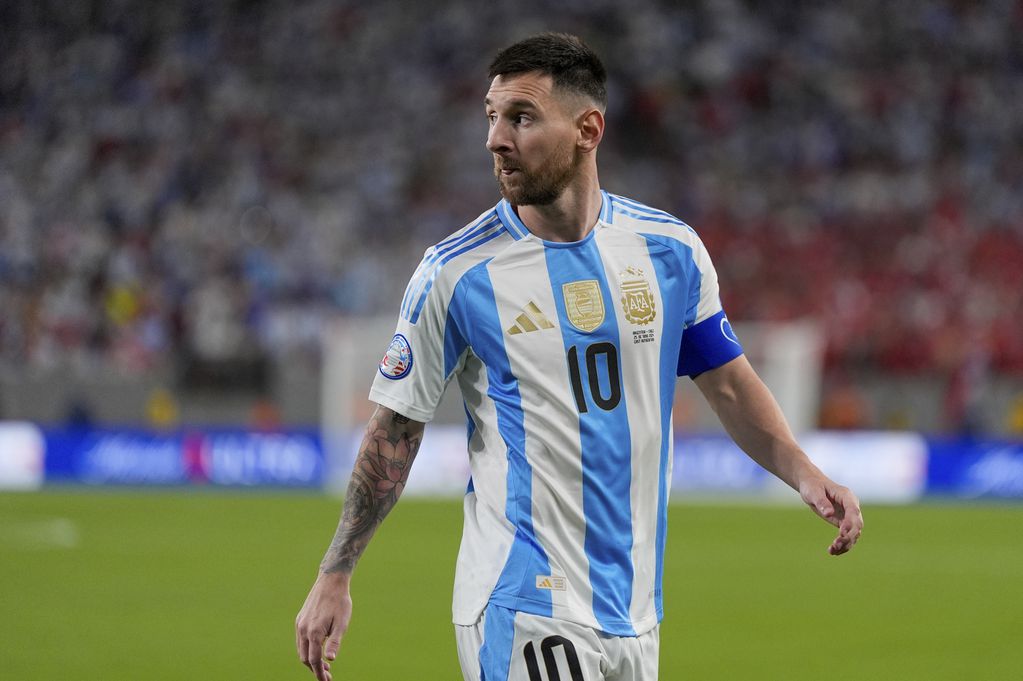 Lionel Messi en el partido contra Chile por el Grupo A de la Copa América, el martes 25 de junio de 2024, en East Rutherford, Nueva Jersey. (AP Foto/Julia Nikhinson)