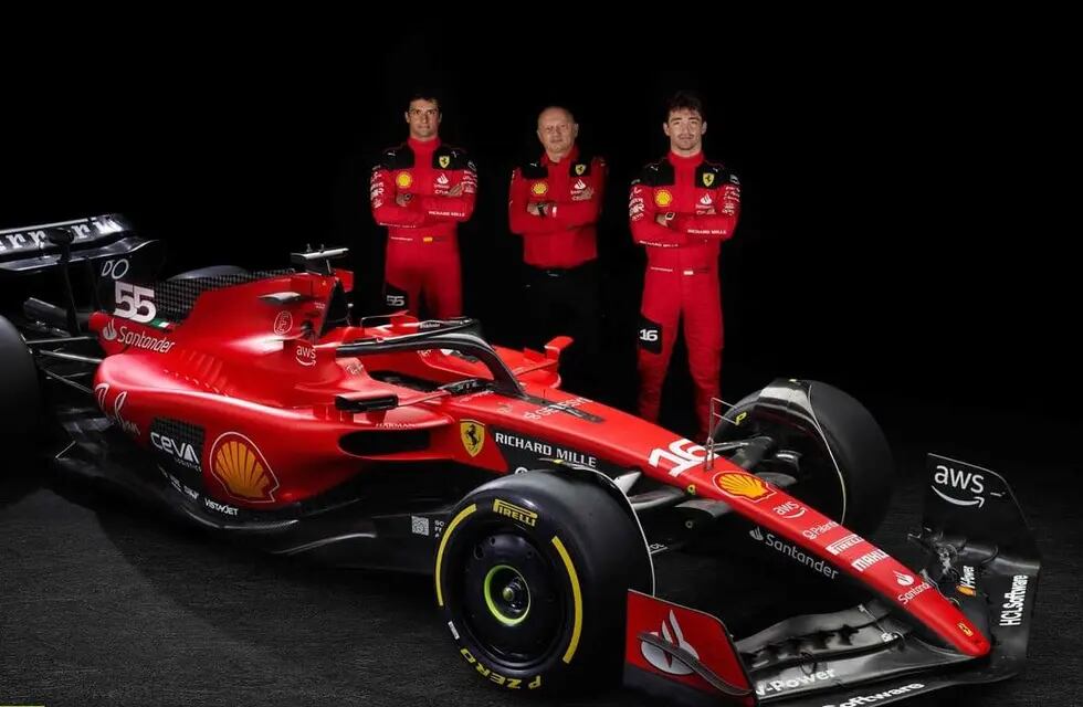 Llega el Ferrari F1-75, el arma de Sainz y Leclerc para 2022