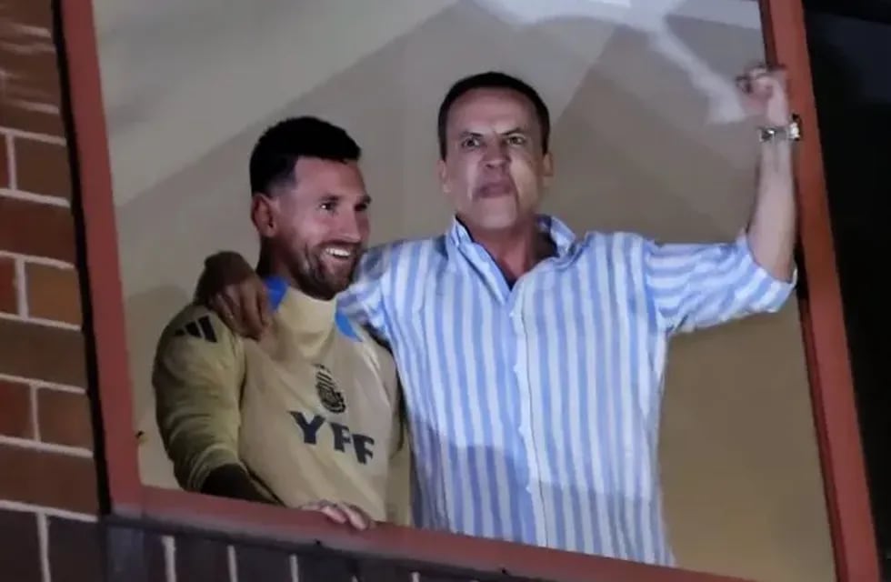 Soria salió con Messi al balcón para El Chiringuito