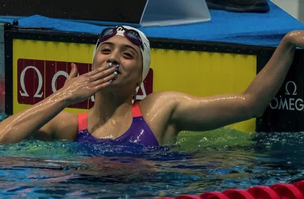 Delfina Pignatiello, medalla de plata en natación y la emoción por su abuela