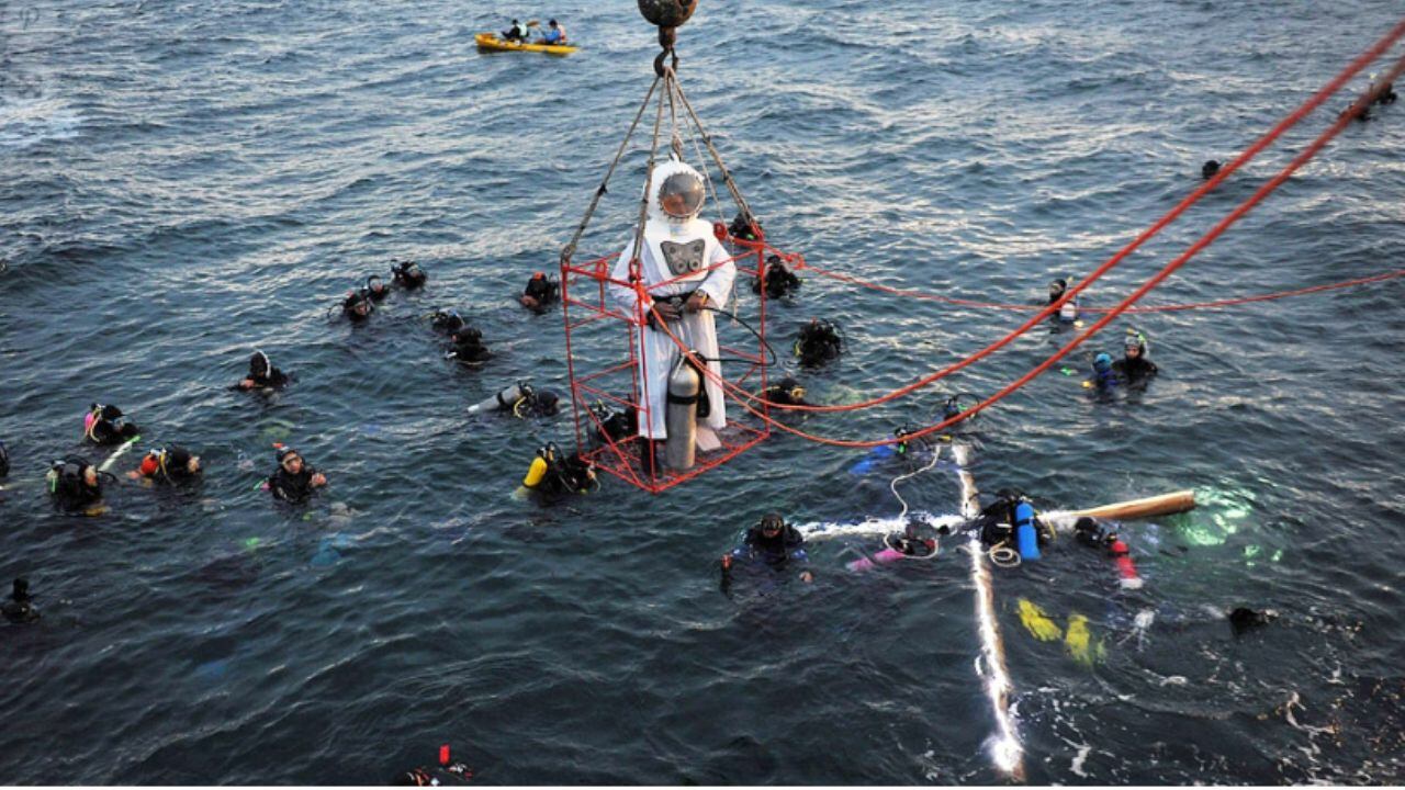 Buzos de todo el país realizarán en Puerto Madryn un Vía Crucis Submarino.