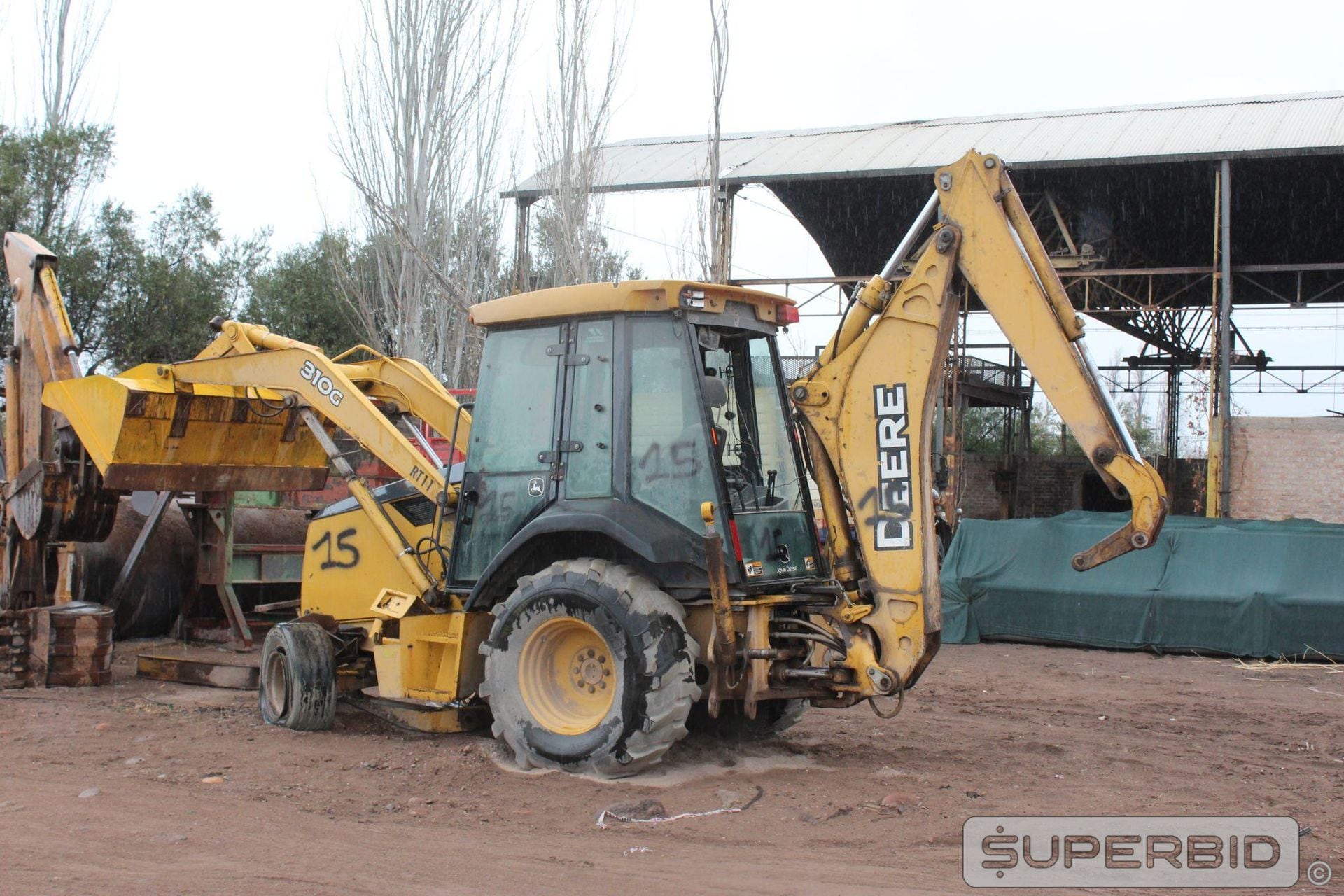 Subastan 22 camionetas, una retroexacavadora y otros productos: cómo participar y cuáles son los precios base. Foto: Gentileza Superbid