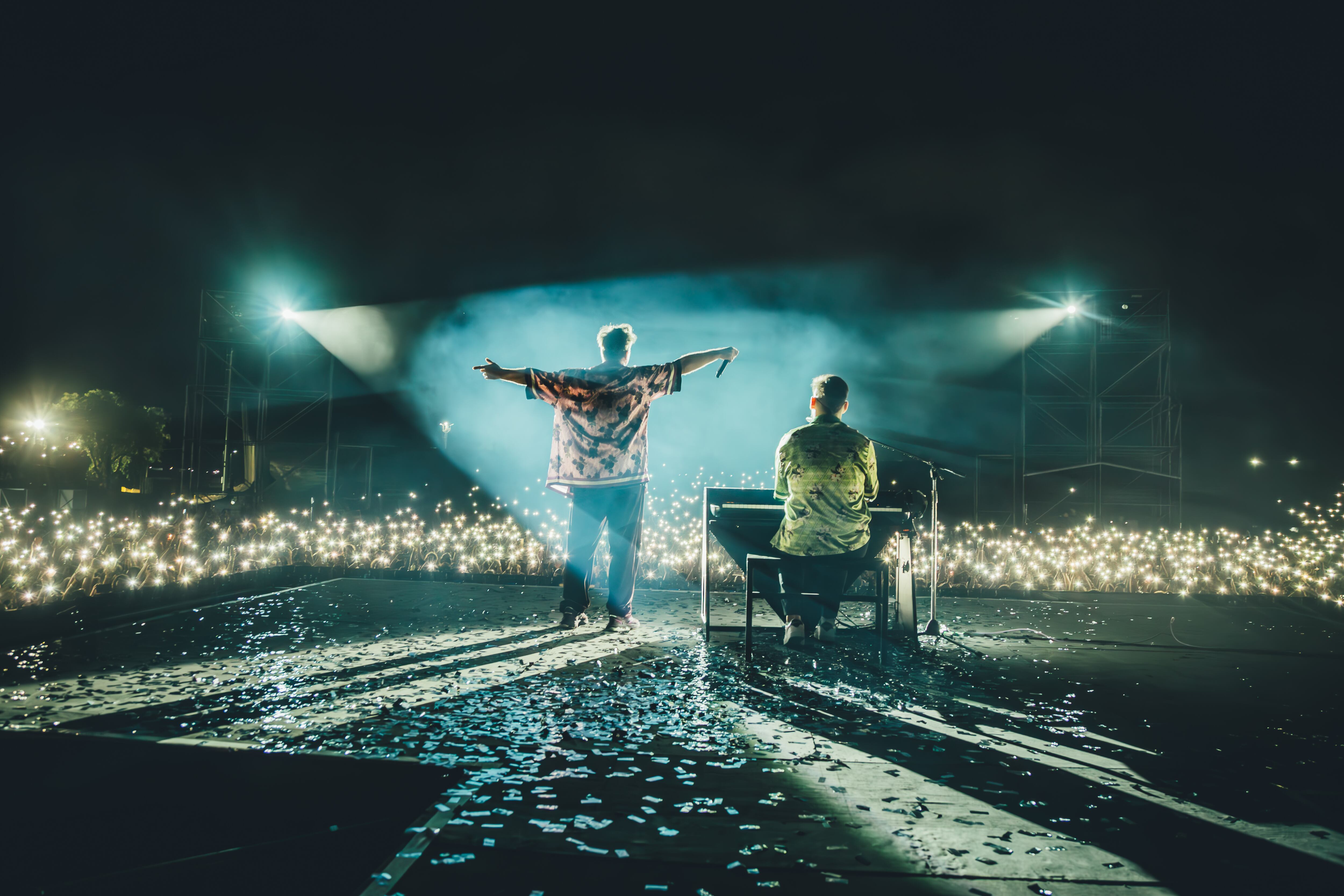 Chano y Bambi en un momento acústico. -Foto: Gentileza