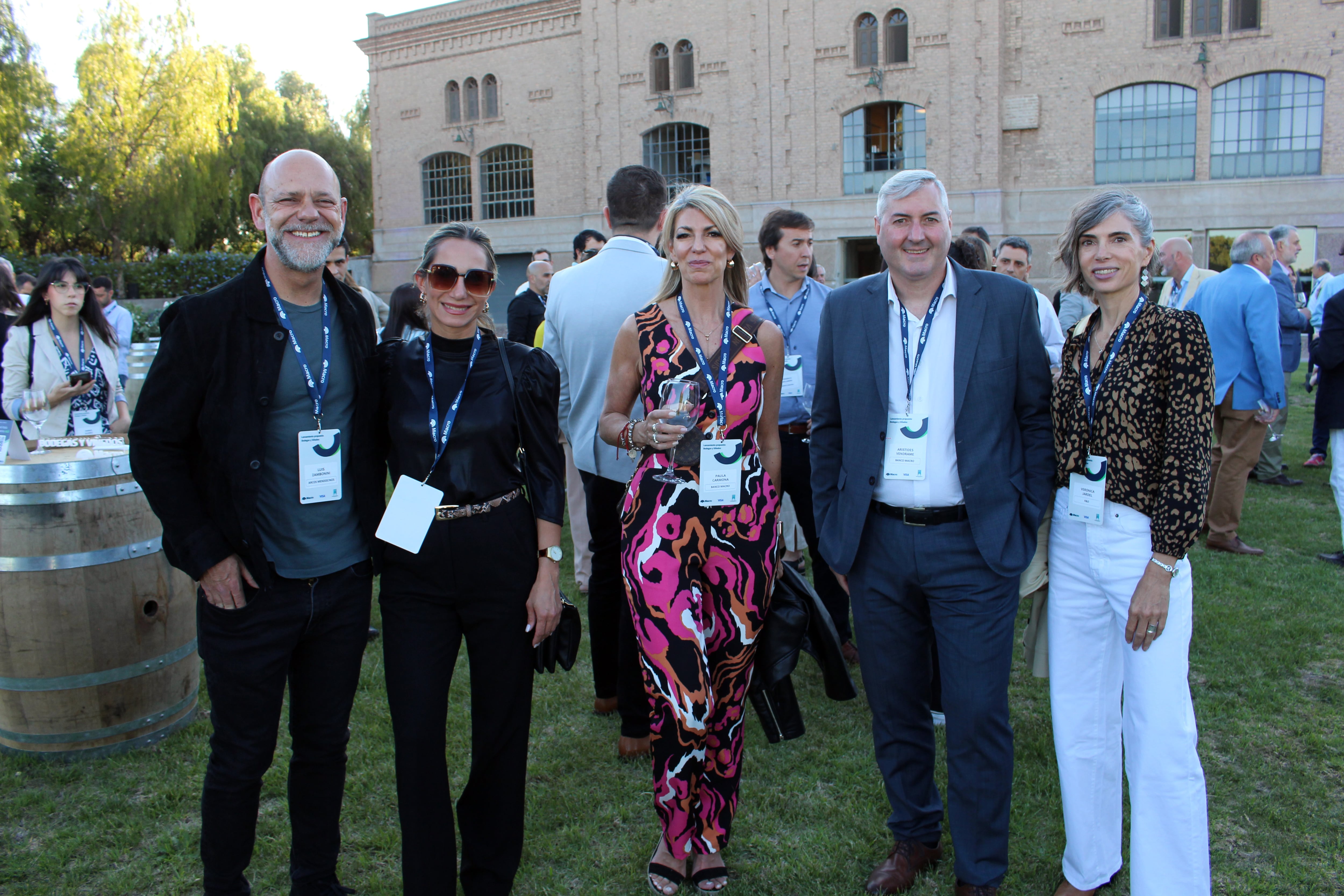 Luis Zambonini, Fernanda Parrando, Paula Carmona, Aristides Vendrame y Veronica Jardel