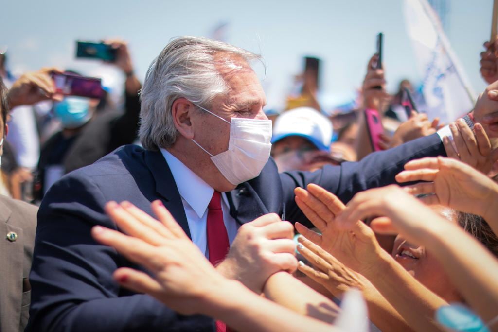 Alberto Fernández, de campaña en Tucumán