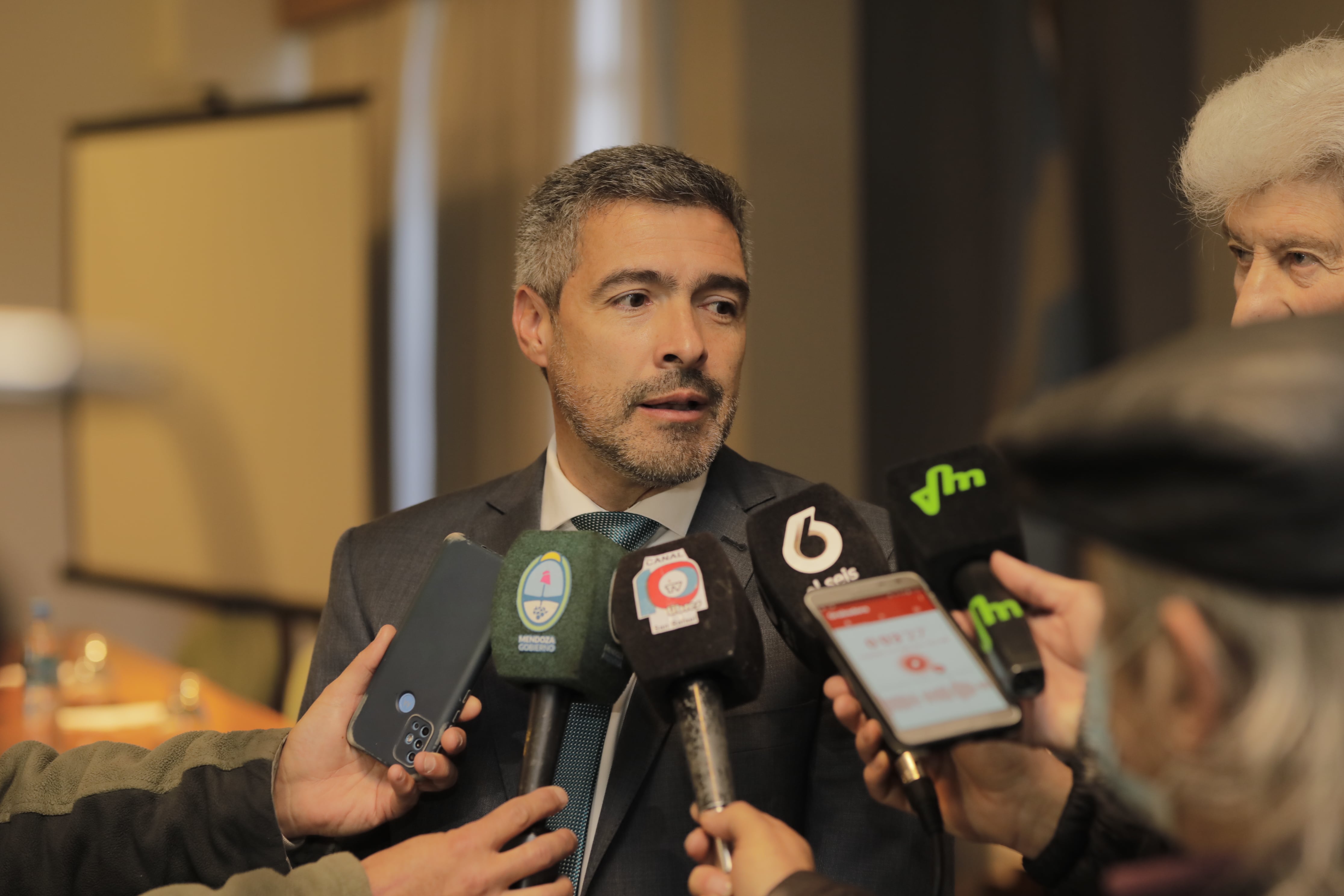 Sebastián Soneira, titular de la Dirección de Personas Jurídicas es blanco de duras acusaciones. Foto: Gobierno de Mendoza.