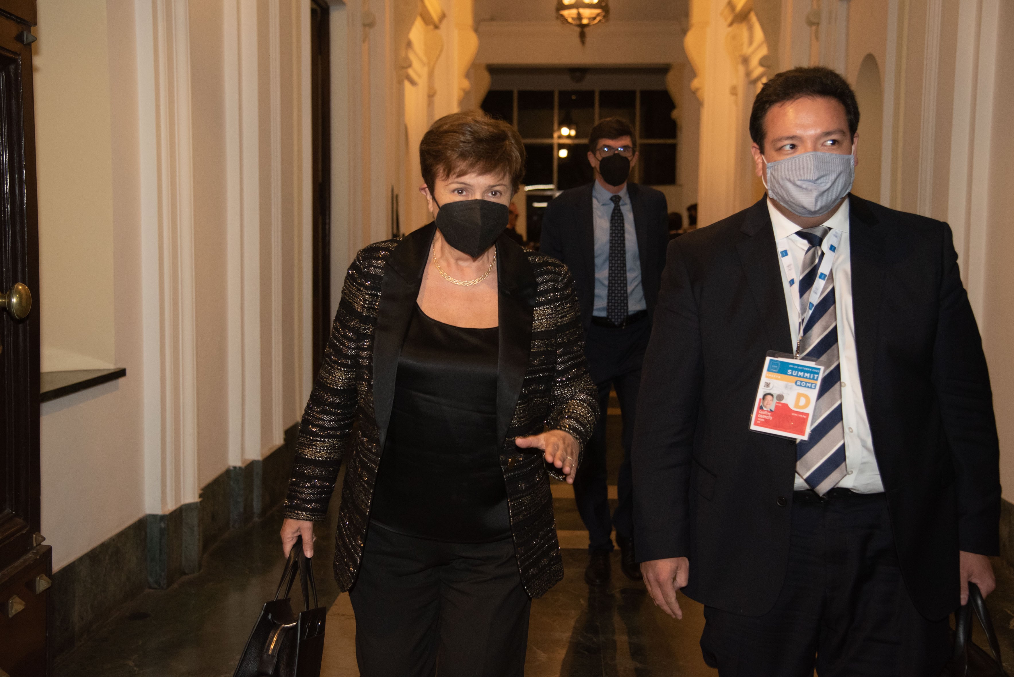 Kristalina Georgieva sale de la embajada argentina luego del encuentro con el presidente Alberto Fernández.
Foto: Victor Sokolowicz 

