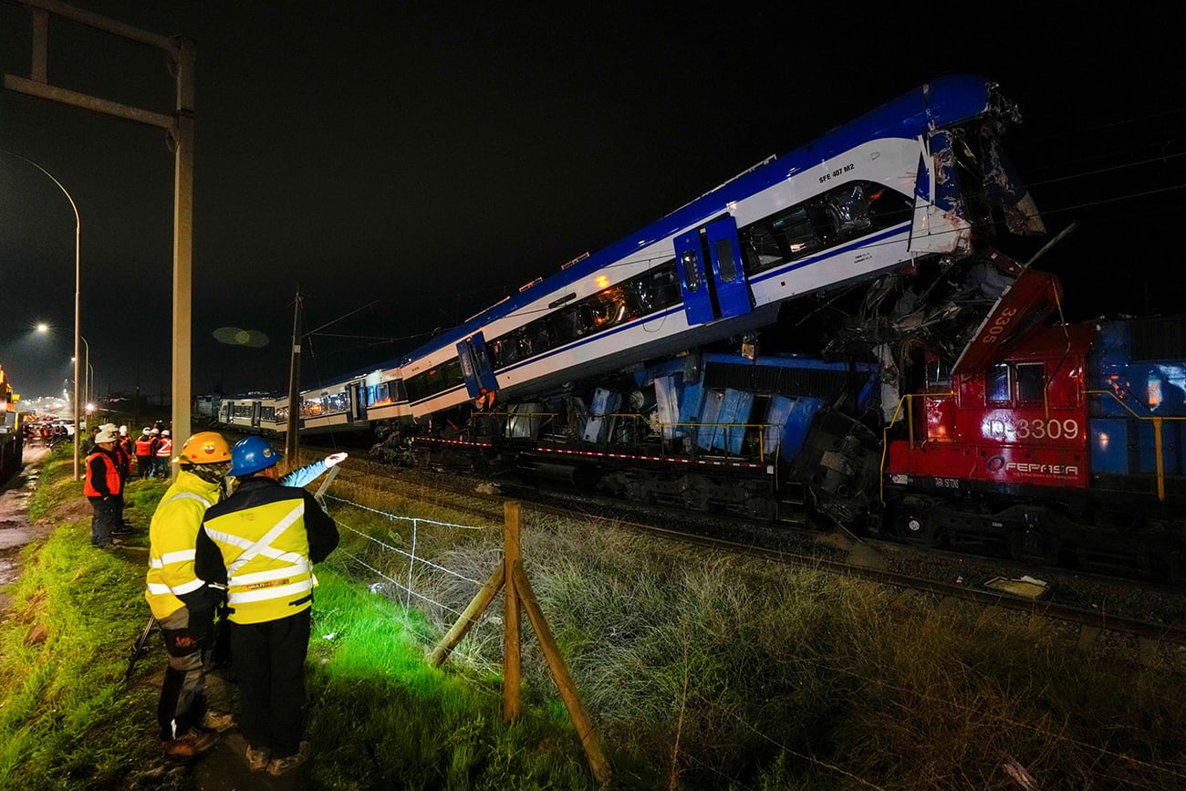 Choque de trenes en Chile: al menos dos muertos y nueve heridos (AP).