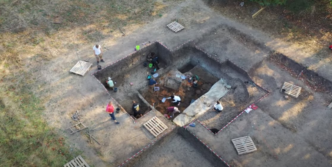 Así se ve la antigua vivienda hallada en Serbia.