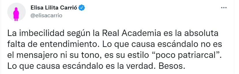 Twitter Elisa Carrió