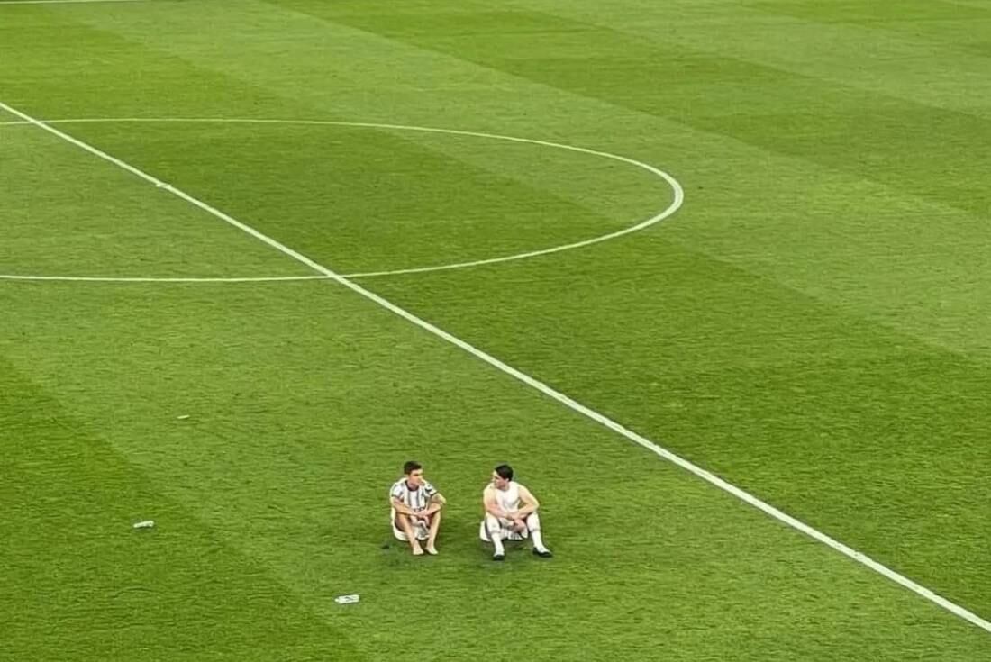 Dybala y Vlahovic, solos en el Juventus Stadium, luego de la despedida (Twitter)