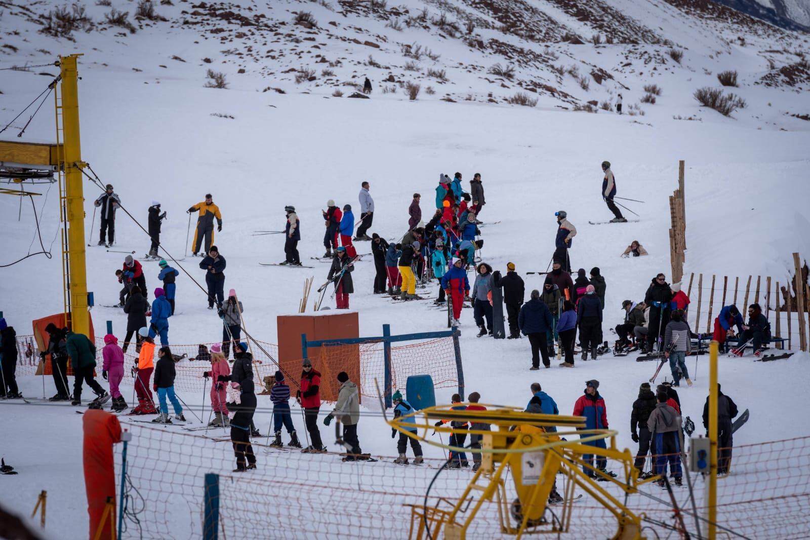 Mendoza cierra una temporada invernal en la que volvió a brillar la nieve luego de 2 años. Foto: Ignacio Blanco / Los Andes 