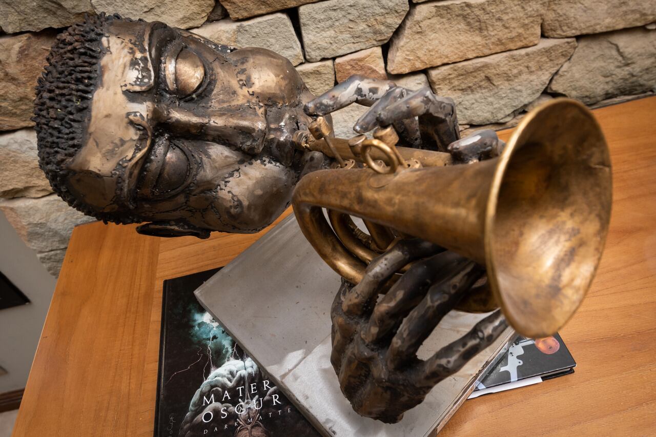 Armstrong, escultura de Jorge Carnino. Foto: Ignacio Blanco / Los Andes 