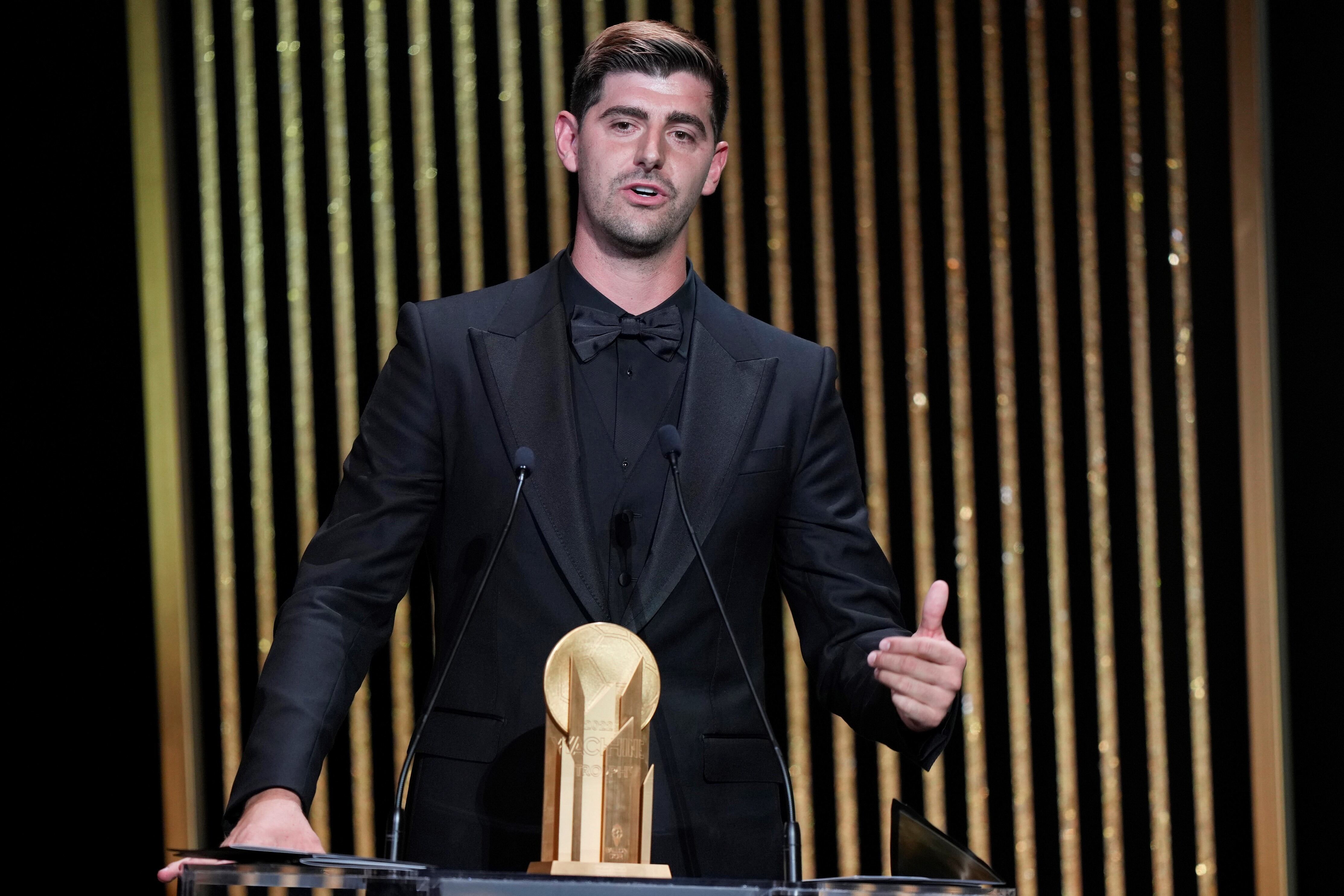 El belga Thibaut Courtois fue elegido el mejor arquero en la ceremonia del Balón de Oro en Francia. (AP)