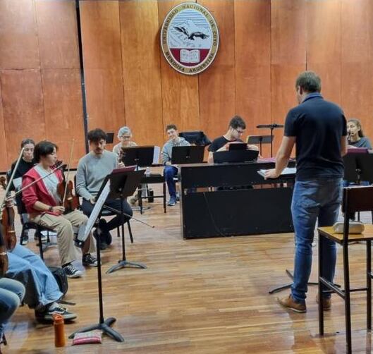 El sueño de Darío: con solo 16 años, tocará el oboe junto a músicos de la Sinfónica de la UNCuyo. Foto: Gentileza