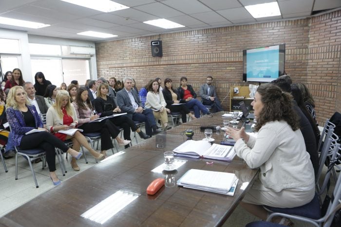 La ministra de Salud, Desarrollo Social y Deportes expuso su pauta de gastos en la Legislatura.