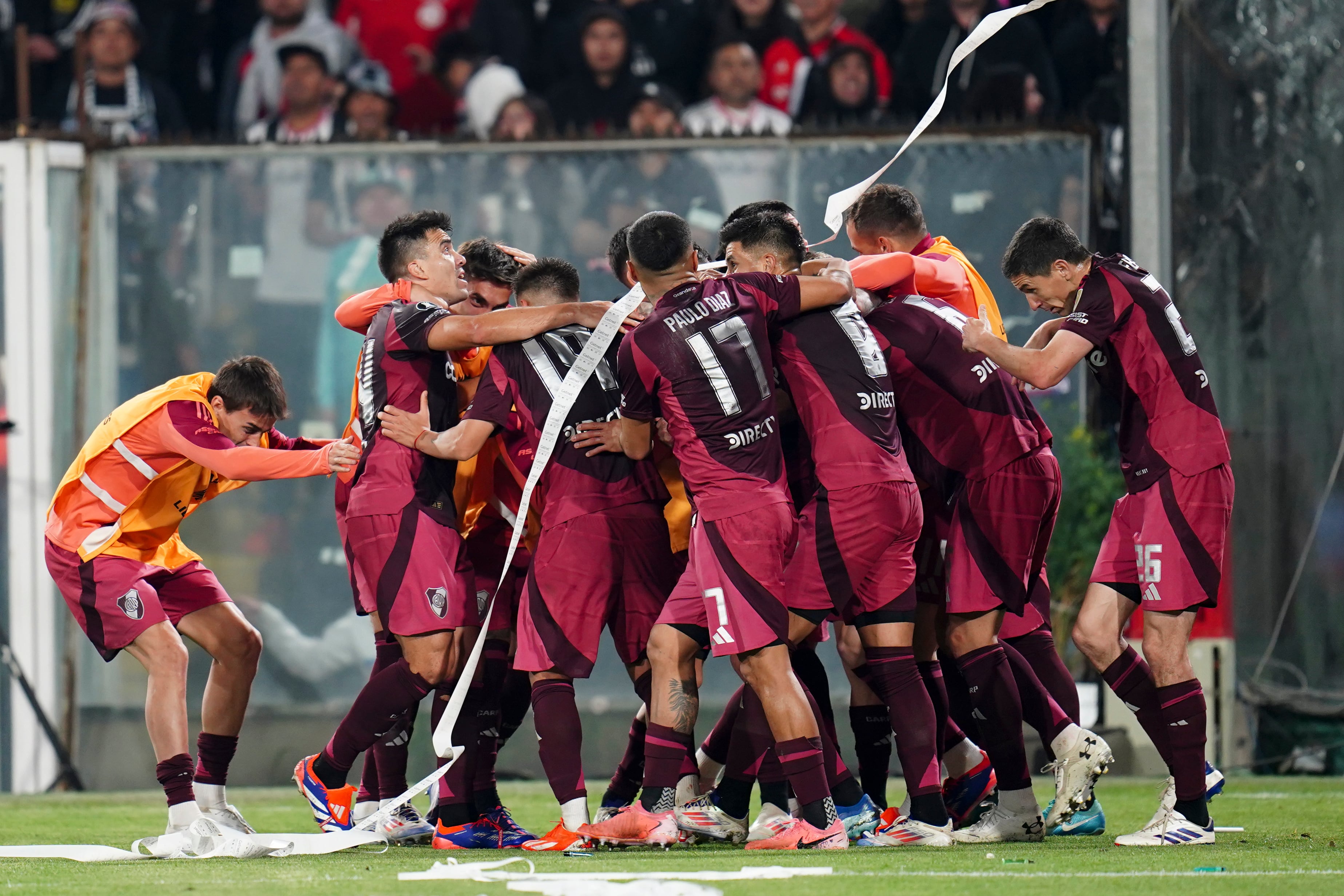 River Plate por los cuartos de final de la Copa Libertadores ante Colo Colo (AP Foto/Luis Hidalgo)