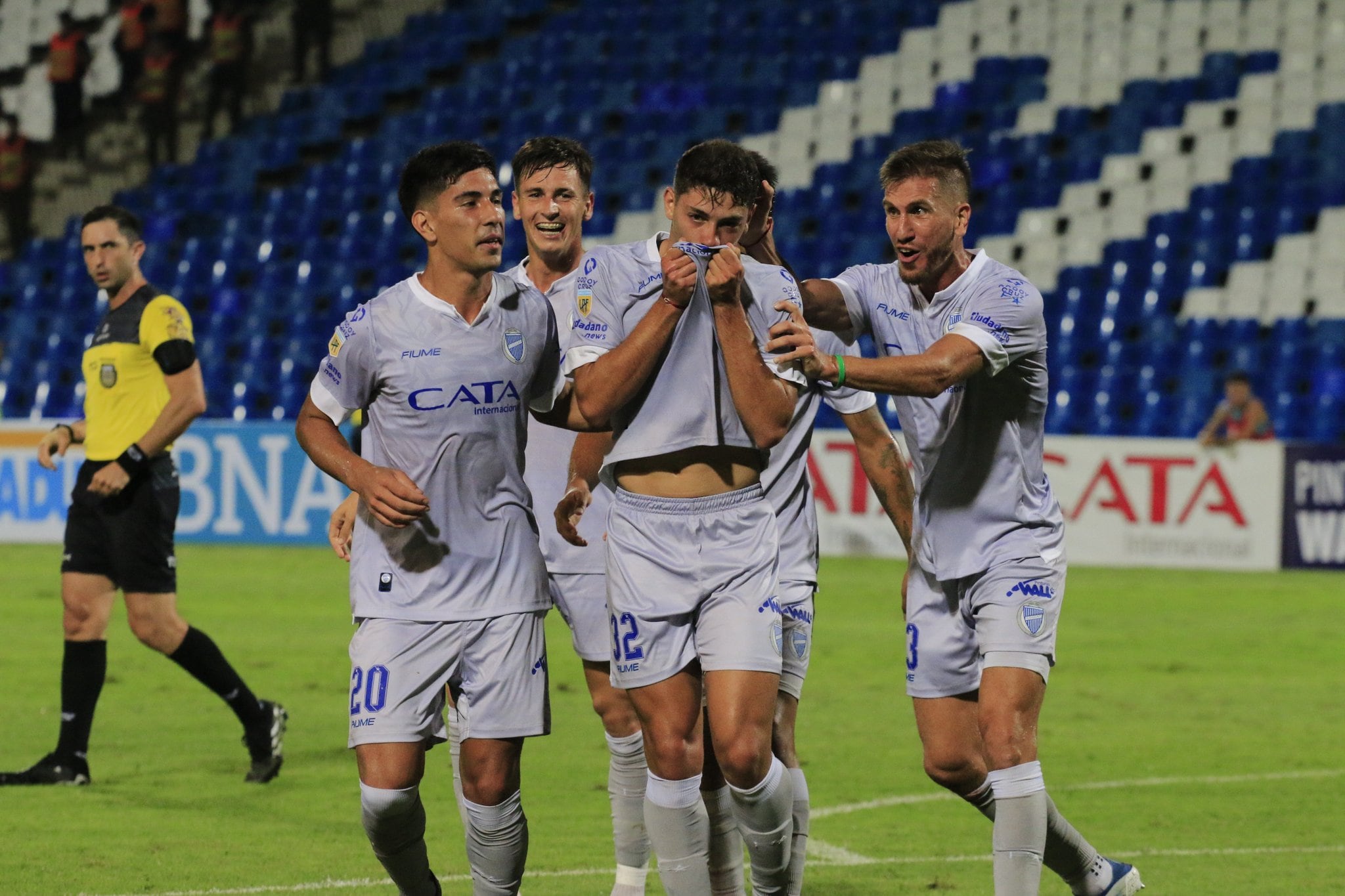 Victoria del Tomba en el Malvinas, por 3-1 sobre Belgrano