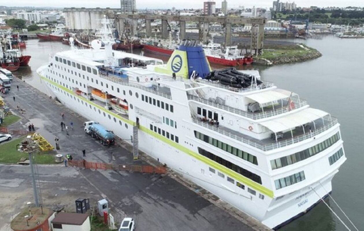 El crucero Hamburg que arribó a Buenos Aires desde Cabo Verde - Gentileza / Infobae 