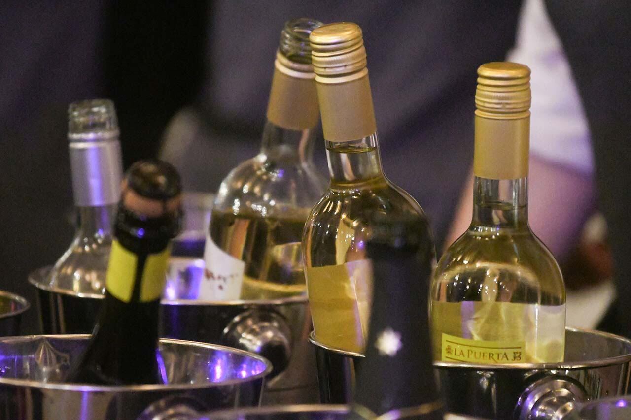 El vino blanco fue el de mayor crecimiento en octubre. - Foto: José Gutierrez / Los Andes

