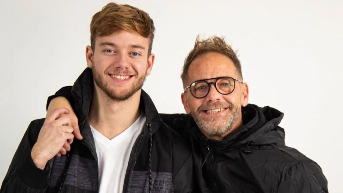 El padre del ex jugador debuta en calle Corrientes.