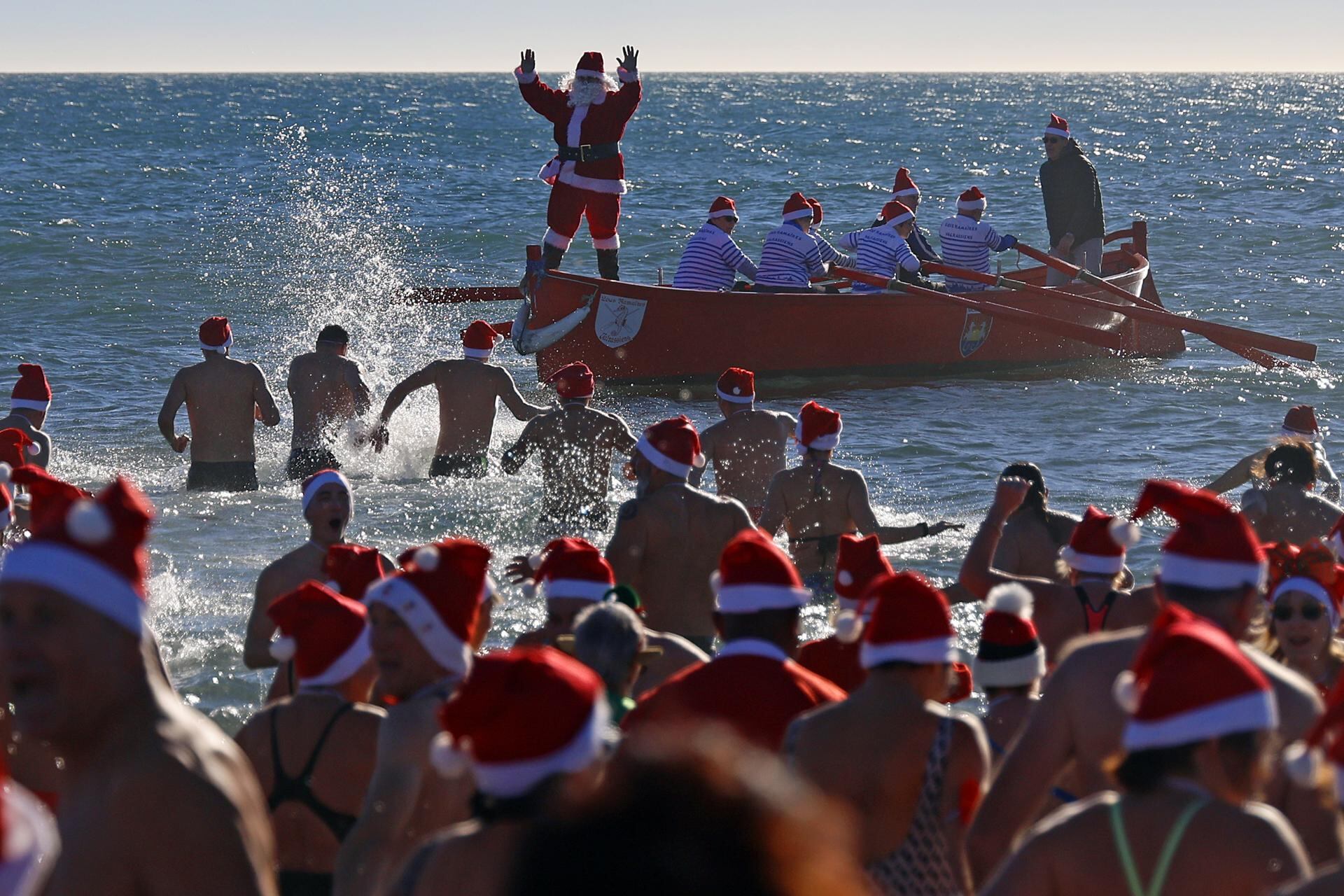 La navidad por el mundo. EFE/Guillaume Horcajuelo