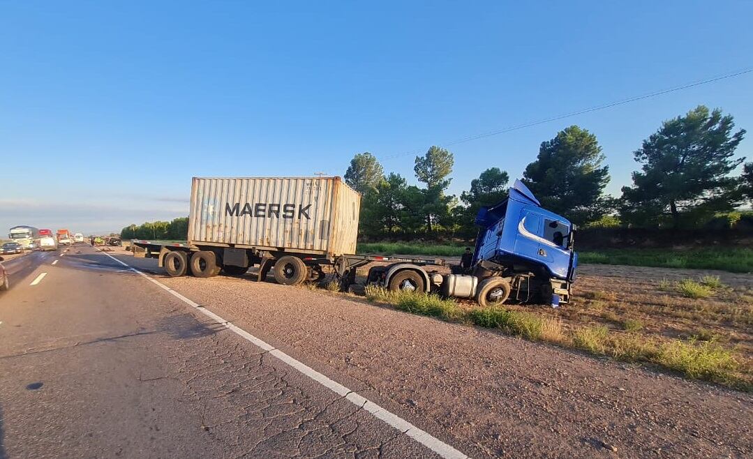 Un automovilista murió en Luján tras impactar de frente con un camión. | Foto: Ministerio de Seguridad y Justicia