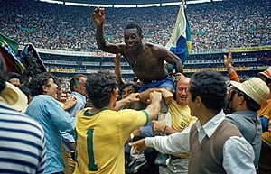 Brasil festejando el campeonato de México 1970.