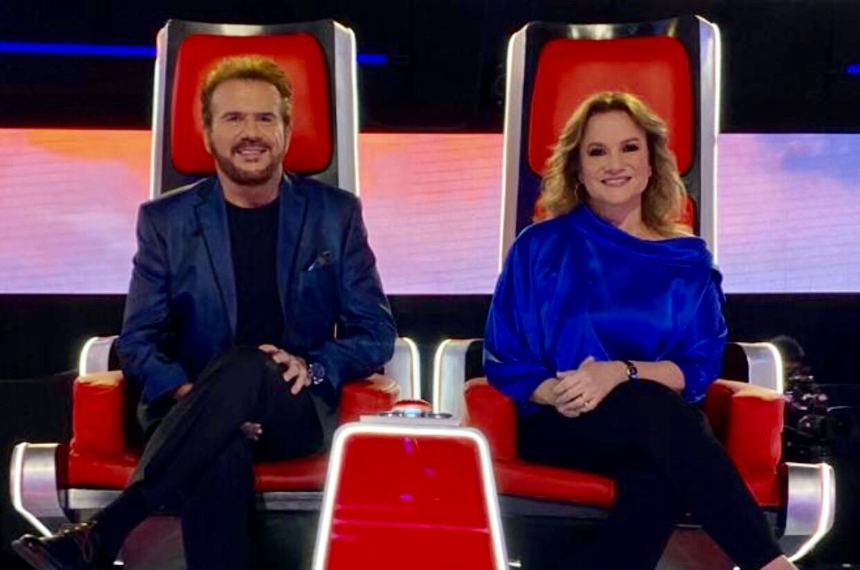 Joaquín y Lucía Galán, en su versión de jurados de "La Voz Senior".  (Prensa Pimpinela)