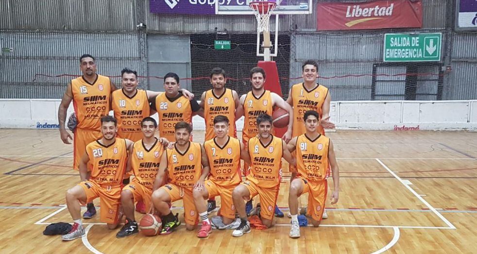 El plantel de Social Las Heras que compite en el Torneo Apertura Nivel DOS, de la Federación Mendocina de Básquet. / Gentileza.