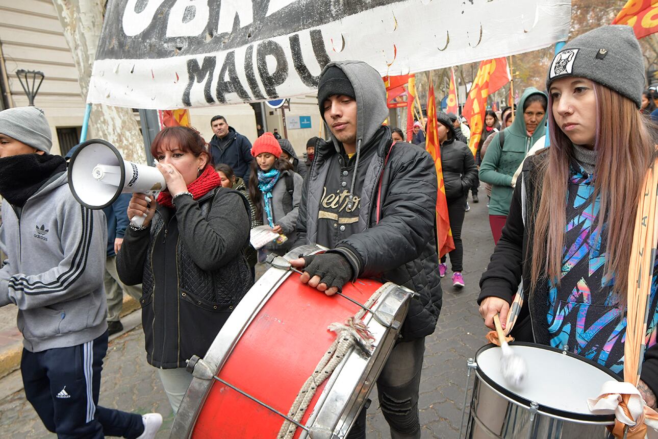 La Unidad Piquetera en Mendoza se sumará este martes a la crítica sobre la reforma constitucional que propone y negocia el gobierno de Gerardo Morales en Jujuy.

foto:  Orlando Pelichotti

