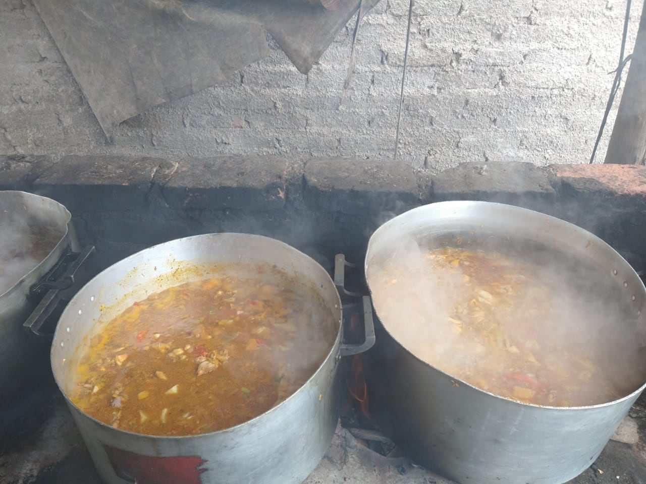 El comedor asiste a más de 100 niños de la zona. 