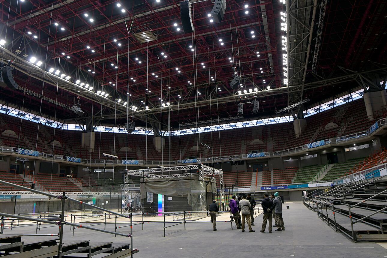 Mendoza Premier Pádel en el auditorio del Aconcagua Arena

 Foto: Orlando Pelichotti