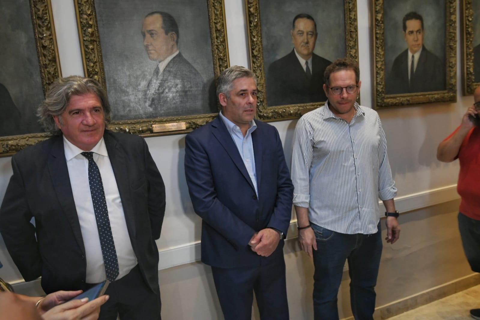 Los legisladores José Luis Ramón, Germán Gómez y Lucas Ilardo. Foto: Ignacio Blanco / Los Andes