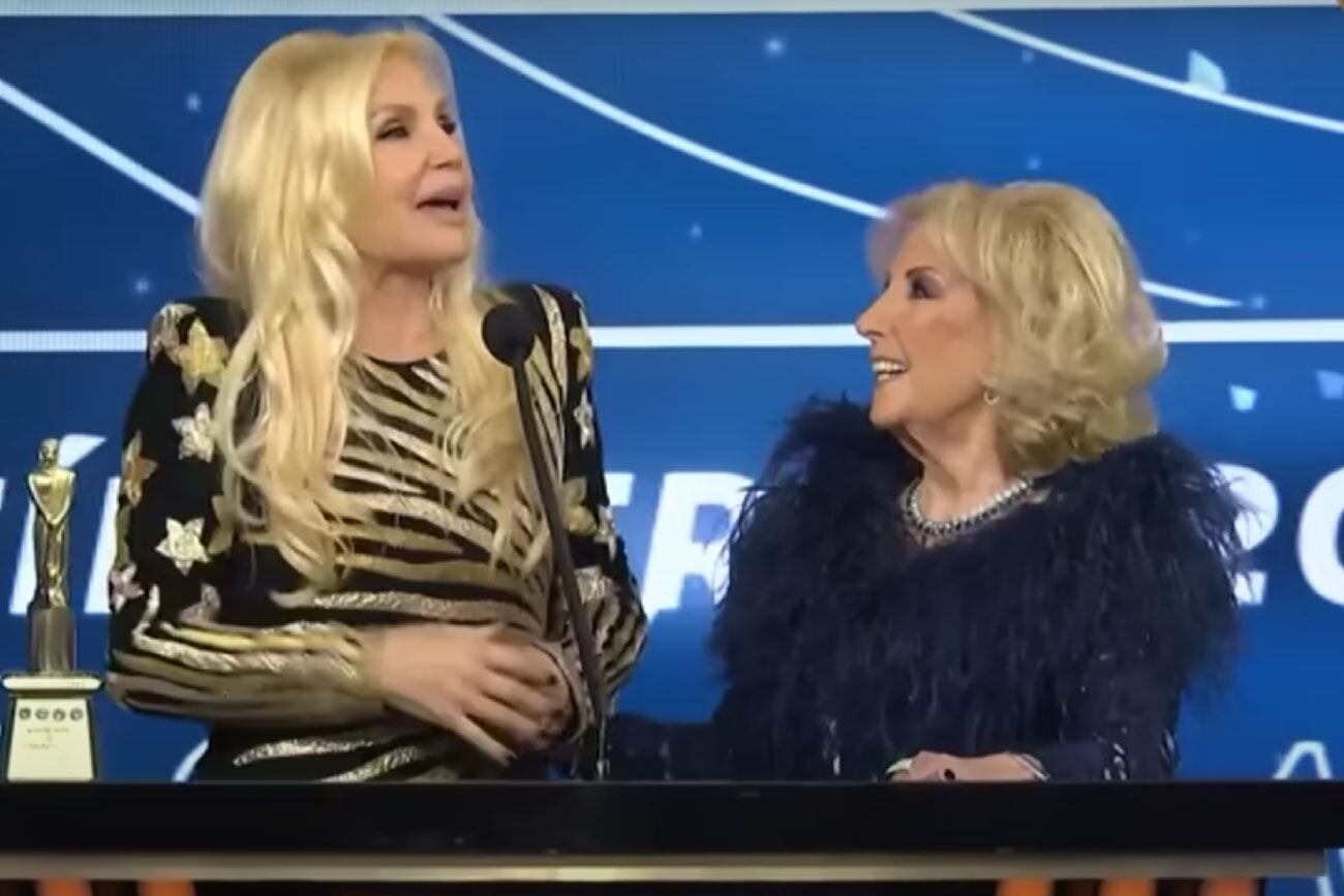 Mirtha Legrand y Susana Giménez en los Martín Fierro 2023. (Captura Telefe)