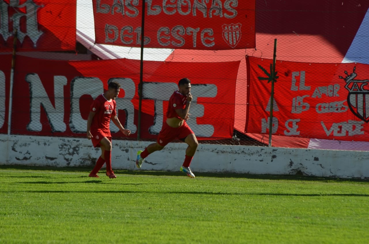 Temperini ya convirtió y sale a festejarlo. Al León no le fue fácil.