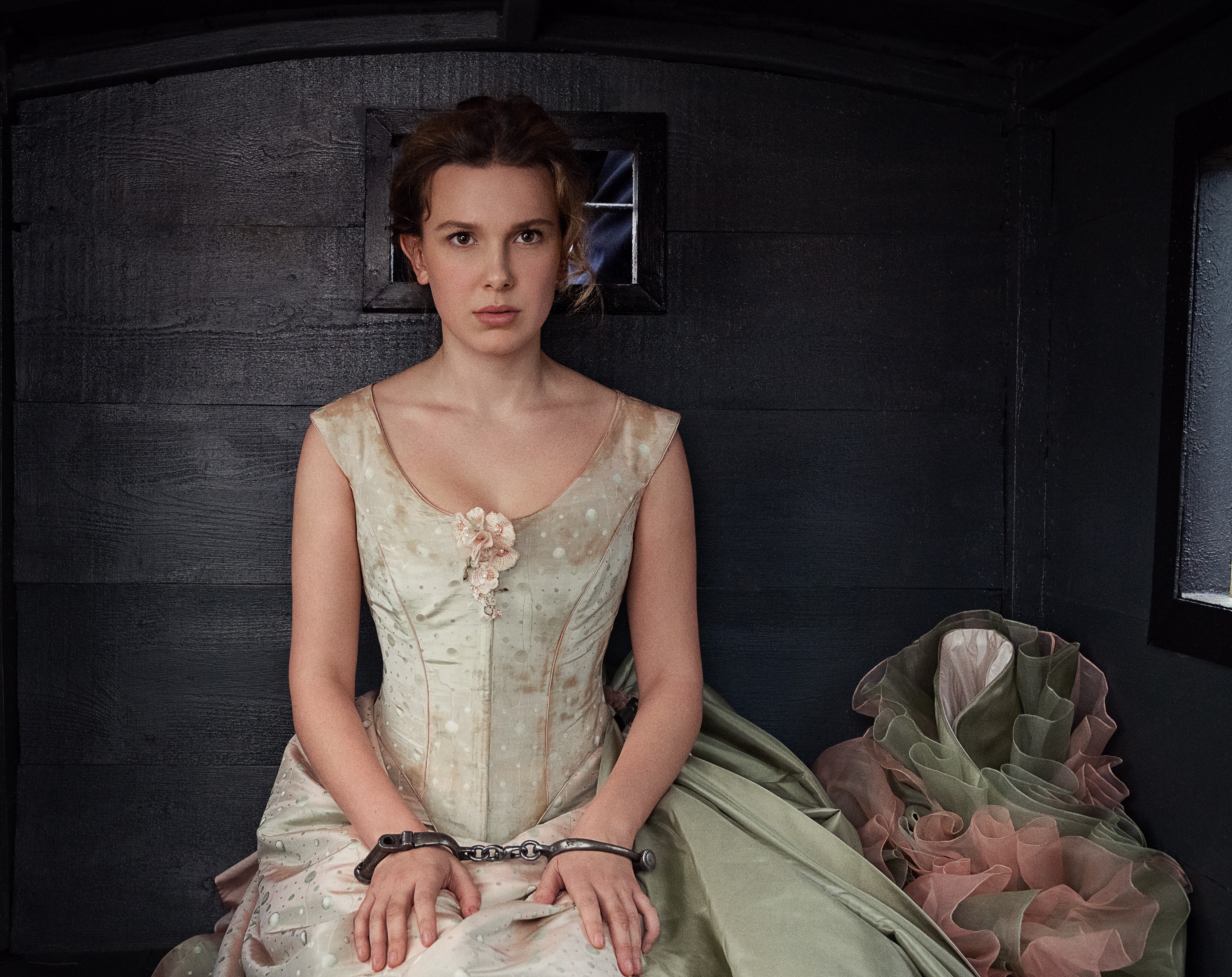 Enola Holmes 2. Millie Bobby Brown como Enola Holmes. (foto: Alex Bailey/Netflix © 2022)