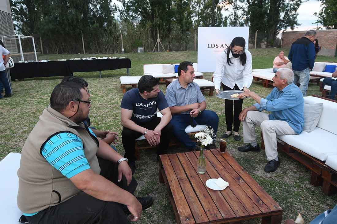 Agasajo día del canillita
En el parque de la planta impresora,Diario Los Andes agasajó a los canillitas en su día.