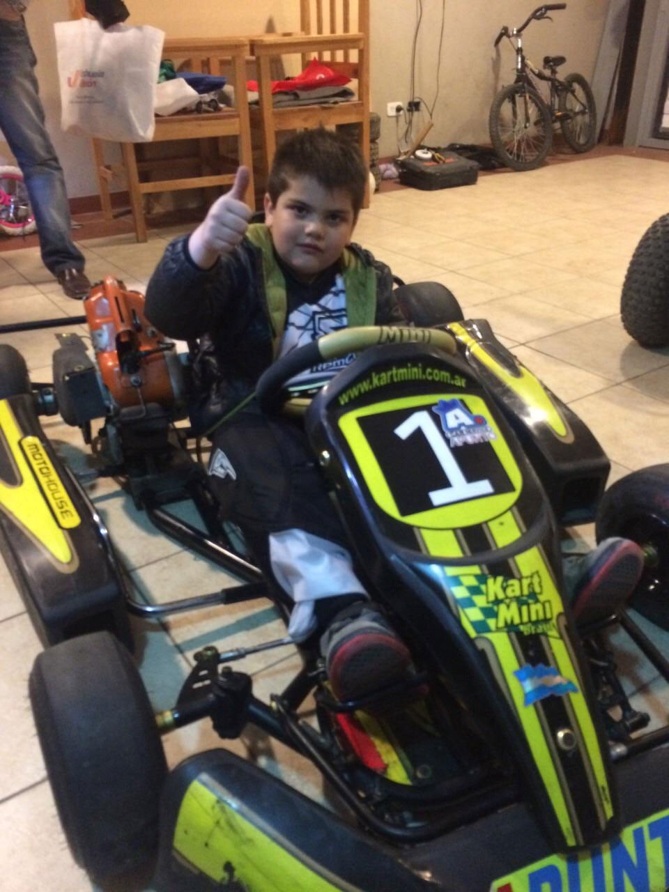 El pequeño Santino, en su karting. (Gentileza Paulino Rossi)