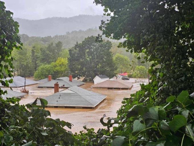 El paso del huracán Helene dejó un saldo de al menos 42 muertos en el sudeste de los Estados Unidos