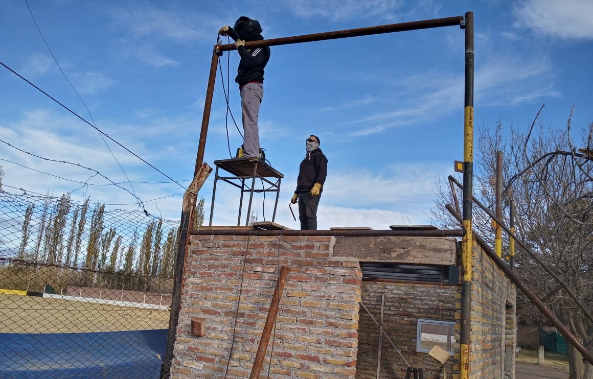 Sport Quiroga renueva sus canchas.