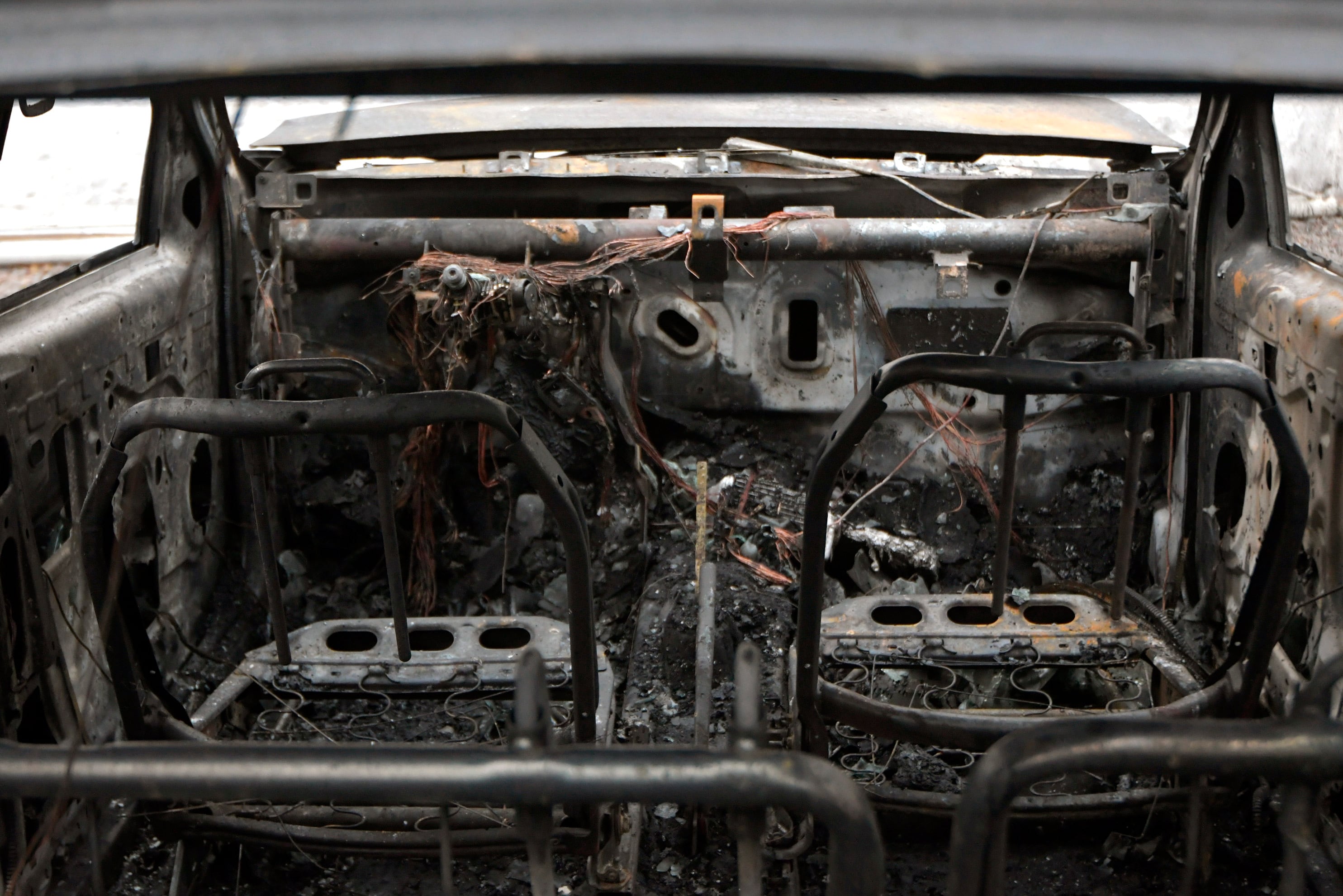 Incendio de automóviles en un Lavadero ubicado en la Cuarta Sección de Ciudad.
Foto: Orlando Pelichotti / Los Andes