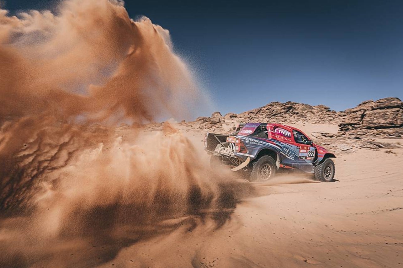 Lucio Álvarez está tercero en la general de Autos del Dakar 2022.