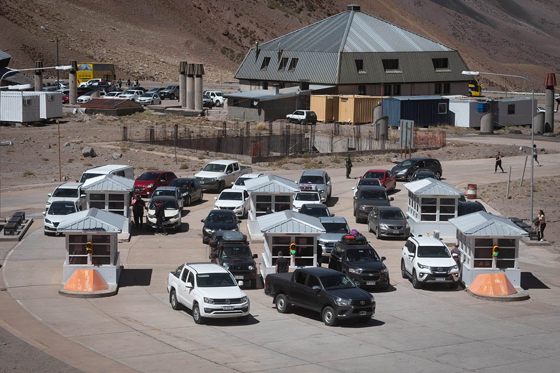 Compras en el exterior: cuál es el límite permitido para traer del extranjero sin pagar impuestos. Foto: Ignacio Blanco / Los Andes
