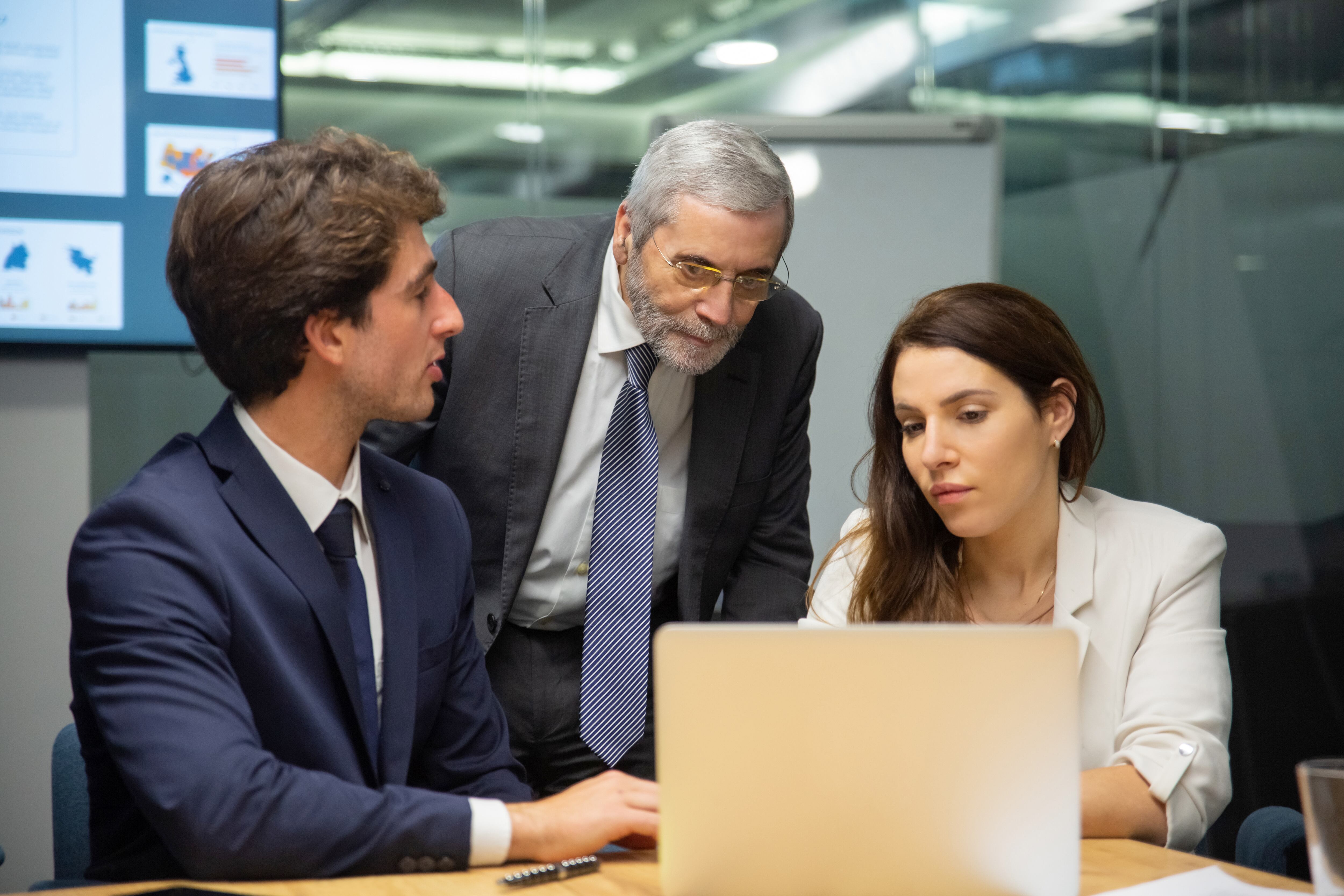 En el mercado laboral la diferencia salarial entre hombres y mujeres supera el 20 %.