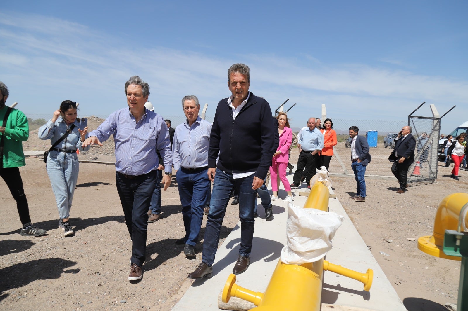 Sergio Massa recorrió la obra del gasoducto en San Rafael.