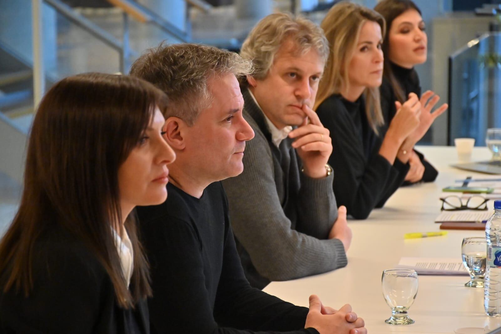 (De izq a dcha)  Mariana Di Palma, Directora General de Violencia de Género; Marcelo Dalessandro, Ministro de Justicia y Seguridad; Felipe Miguel, Jefe de Gabinete de Ministros; Marisa Bircher, Secretaria para la Igualdad de Género del GCBA; y Carolina Barone, Directora General de la Mujer.
